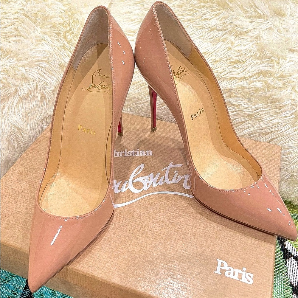 ❗️SOLD❗️🌹Christian Louboutin Kate🌹‼️SOLD‼️